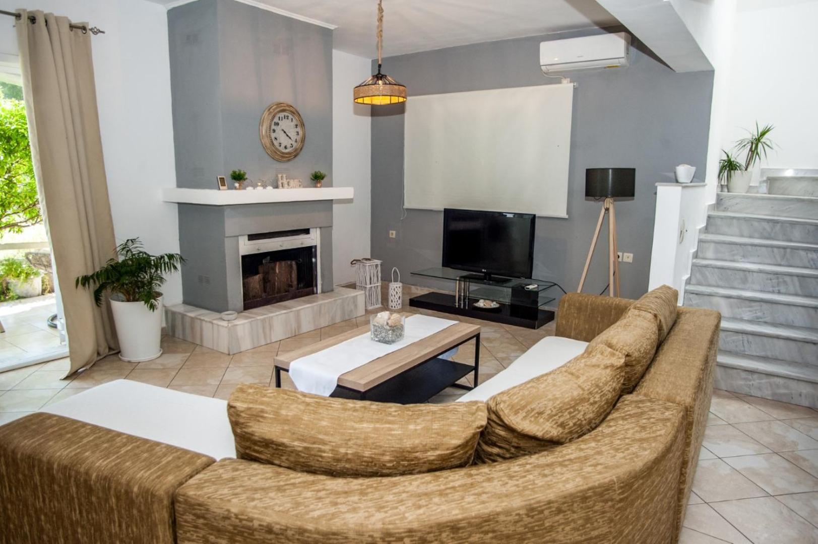 Gravanis Ir Home Pesádha 외부 사진
